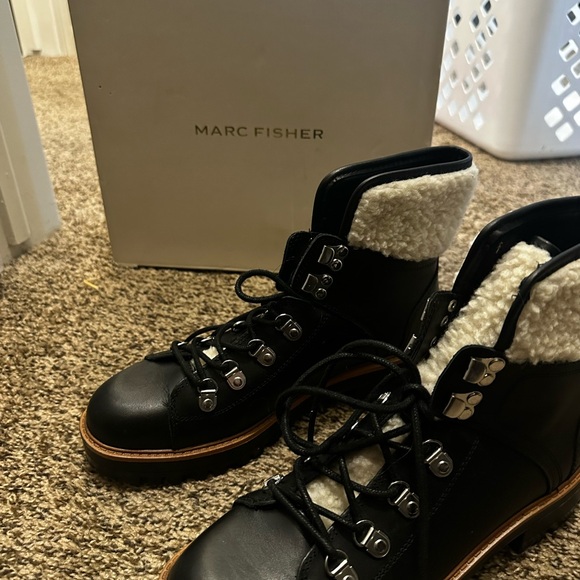 Marc Fisher Isalia Black Multi Leather Boots with box - Picture 2 of 5